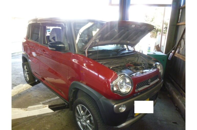 ブレーキパッドの清掃や給油などを実施 削れ粉が詰まっていました スズキ ハスラー 守谷 車検 点検 整備 守谷で案内する車検や修理などに関する情報をブログから紹介いたします