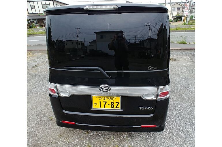 自動車