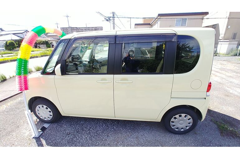 車　左