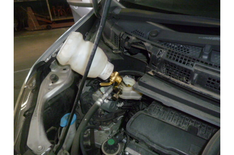 ブレーキオイル