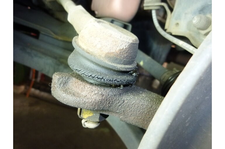 タイロッドエンド