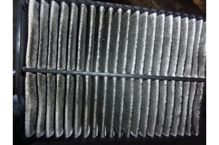 エアクリーナー