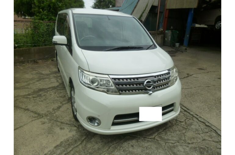 自動車