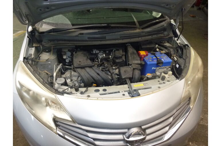 自動車
