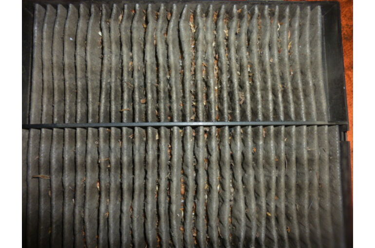 エアコンフィルター