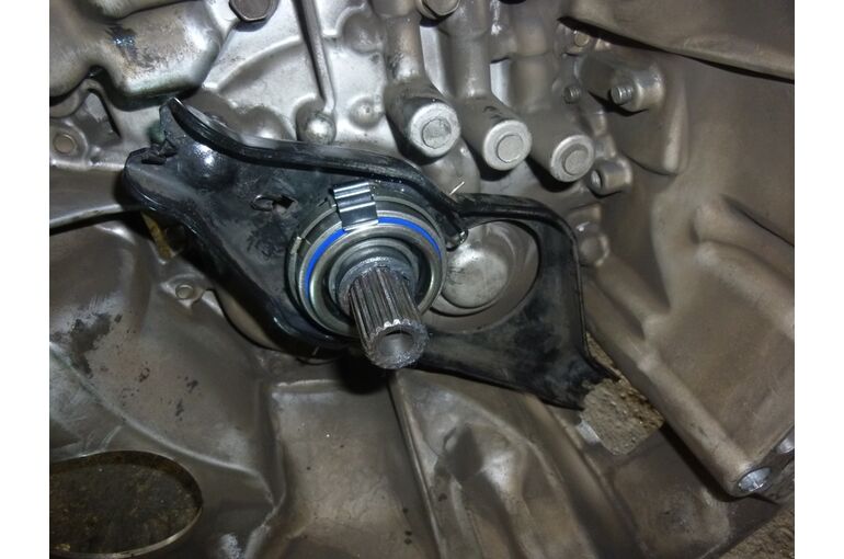 レリーズベアリング