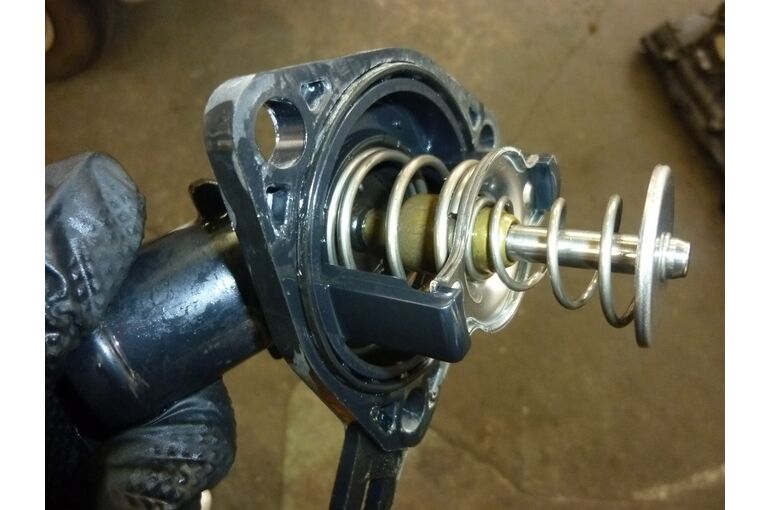 サーモスタット