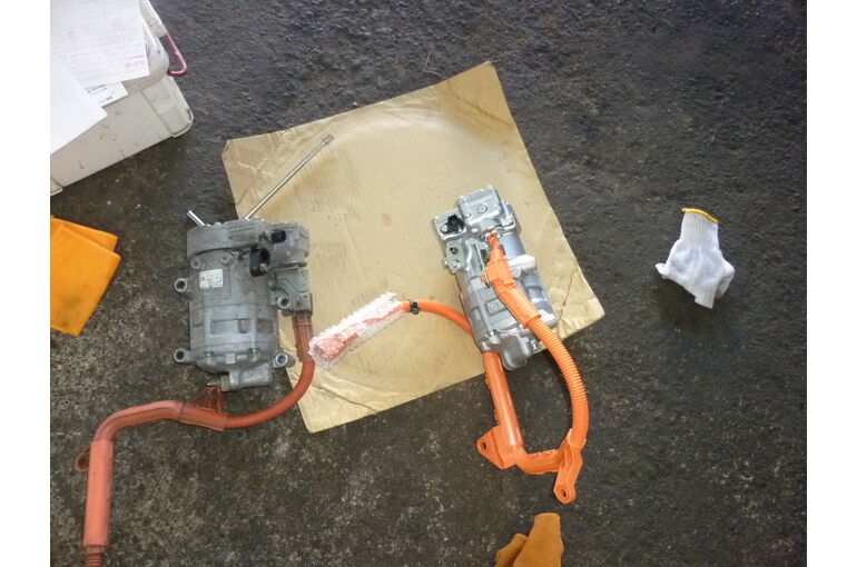 コンプレッサー